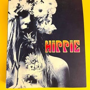 Coffee Table Art Book “Hippie”